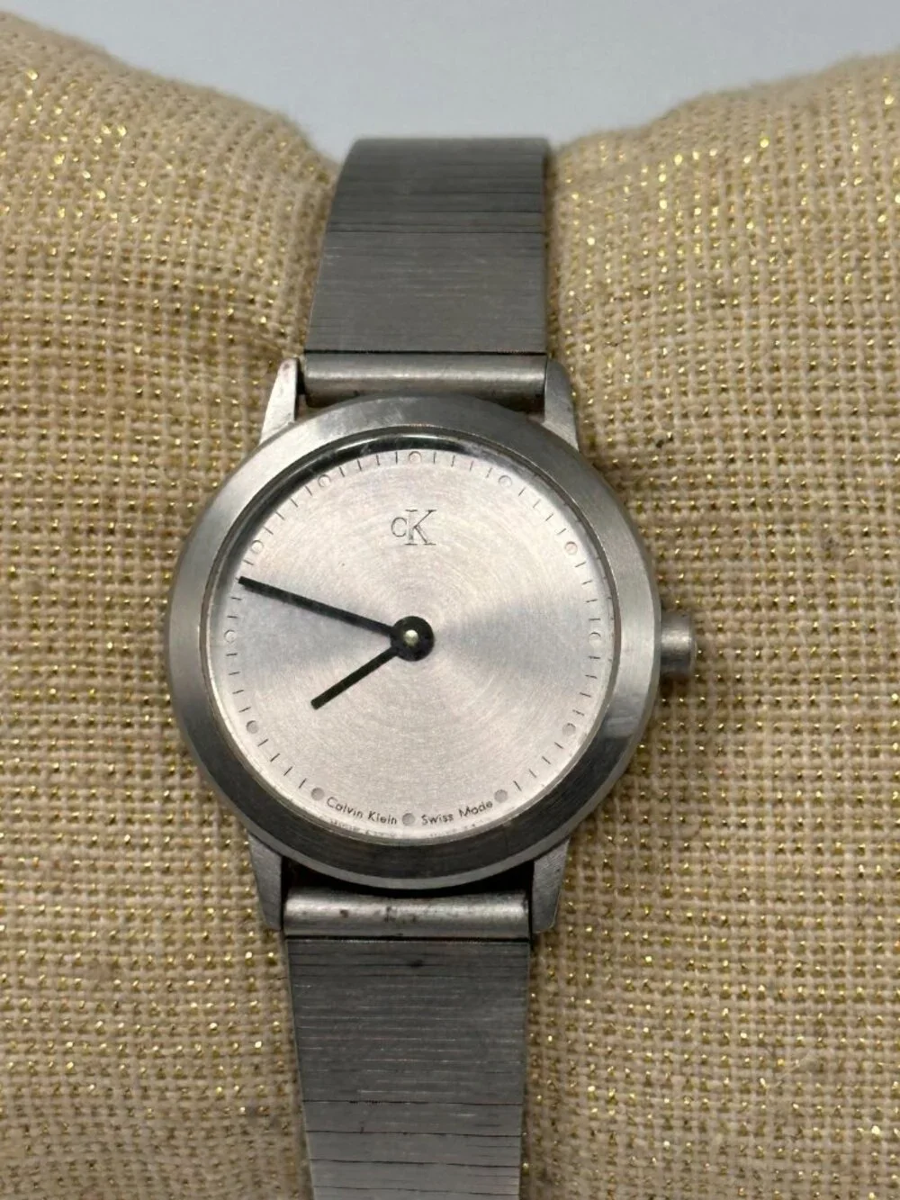 Calvin Klein Watch Women Silver Tone Round Dial 23MM New Battery 8
